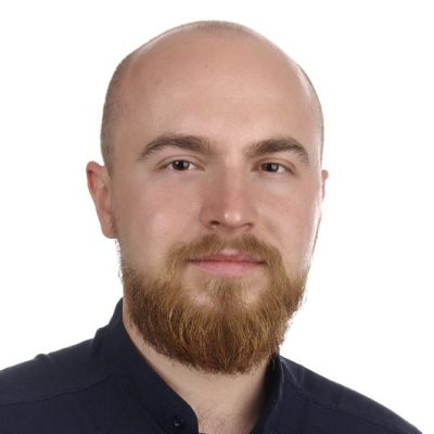 Lek. Krystian Kamecki